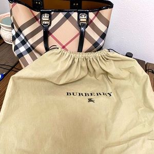 Burberry Original handbag